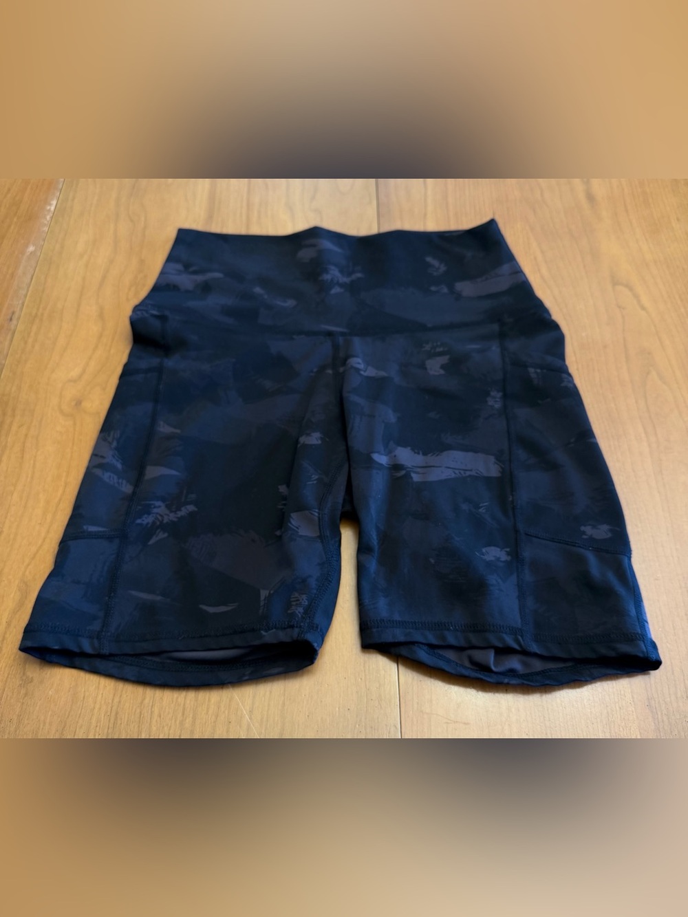 Colorfulkoala Black Camouflage Bike Shorts M